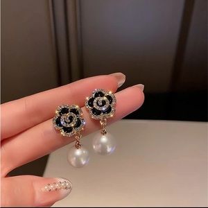 Luxury Design Black Rose Imitation Pearl Pendant Earrings for Women Fashion Lady